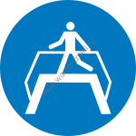    / Use footbridge